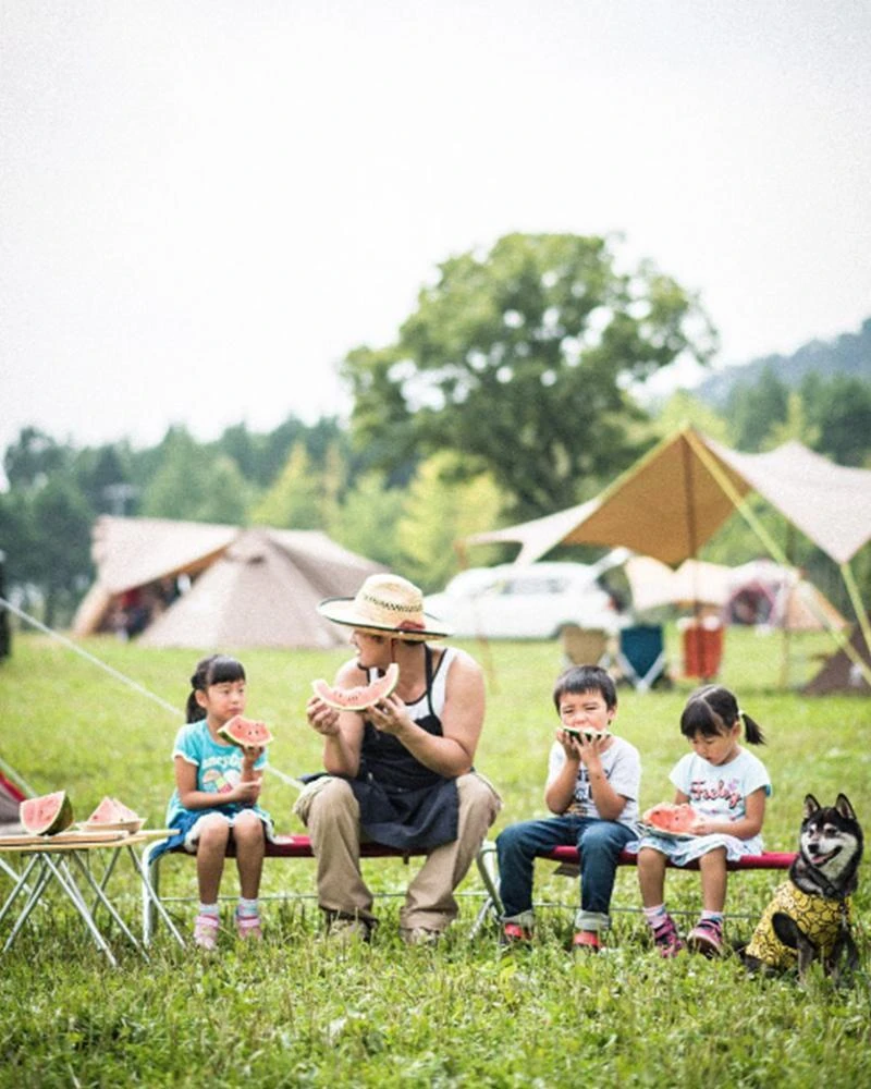 Snow Peak Red Folding Bench 10 Snow Peak Red Folding Bench - Image 8