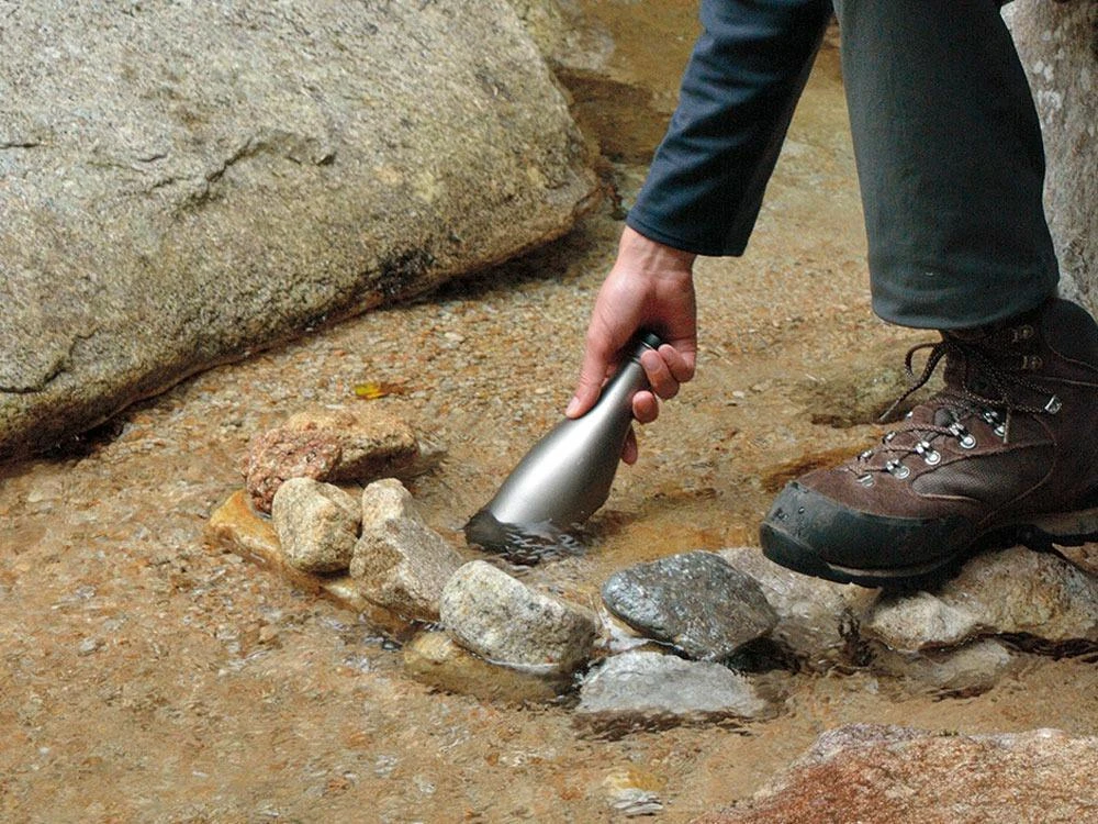 Snow Peak Titanium Sake Bottle 7 Snow Peak Titanium Sake Bottle - Image 5