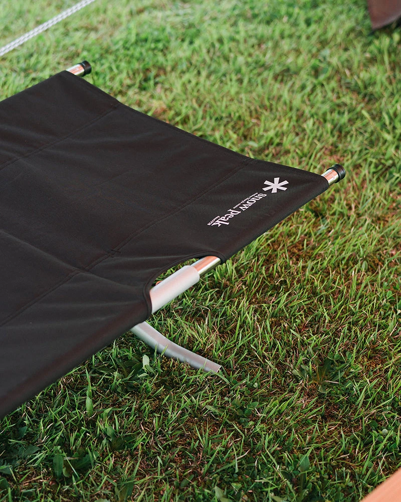 Snow Peak Festival: High Tension Cot In Black 6 Snow Peak Festival: High Tension Cot In Black - Image 4