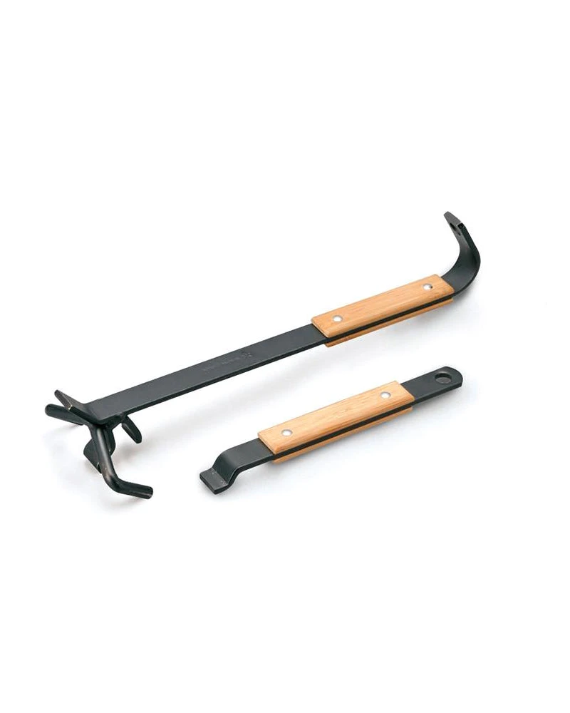 Snow Peak Dutch Oven Lifter Pro. 3 Snow Peak Dutch Oven Lifter Pro.