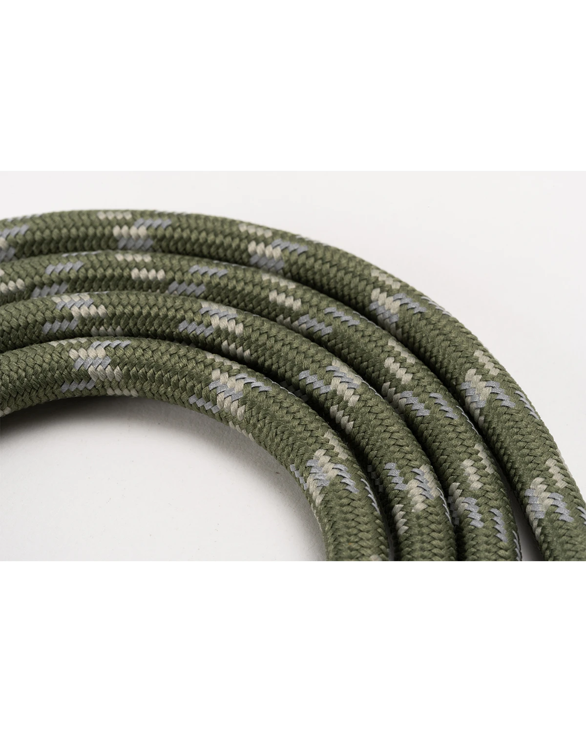 Snow Peak SP Rope Lead Olive 9 Snow Peak SP Rope Lead Olive - Image 7