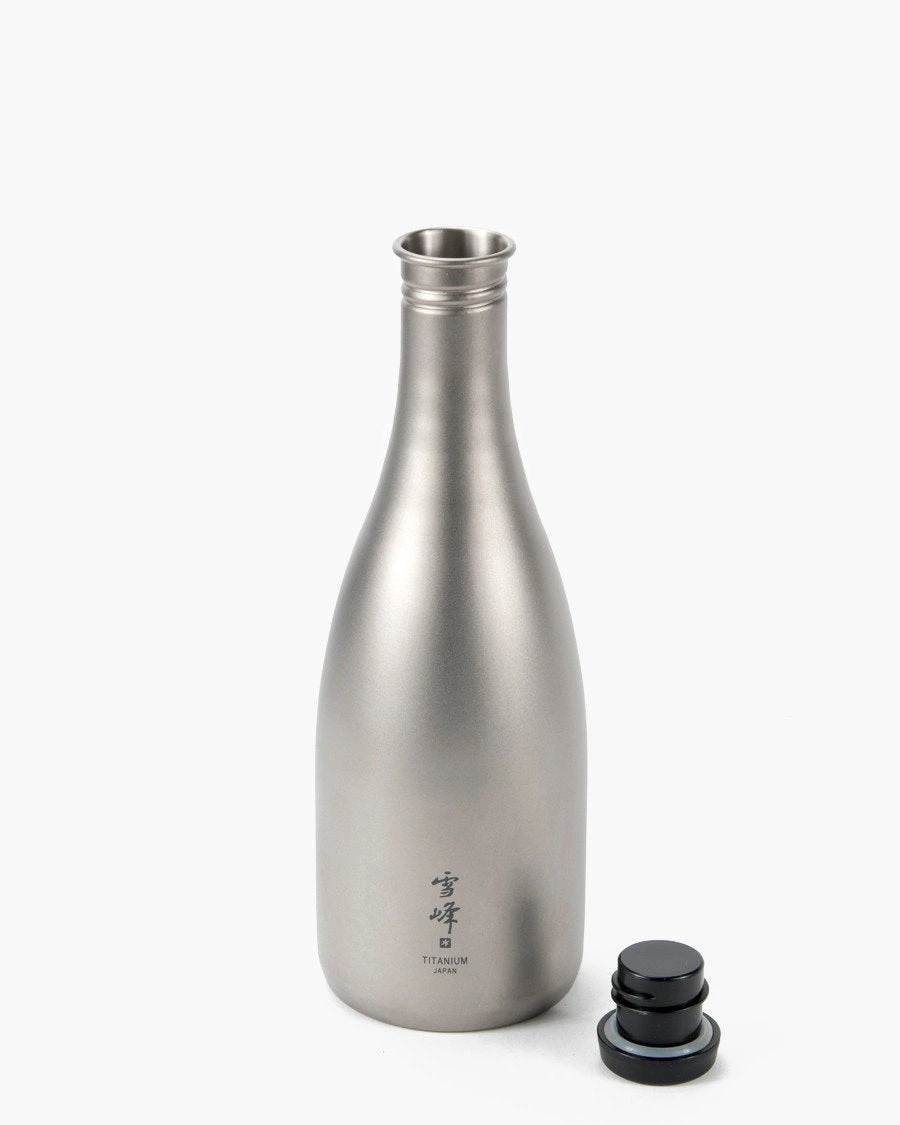 Snow Peak Titanium Sake Bottle 4 Snow Peak Titanium Sake Bottle - Image 2