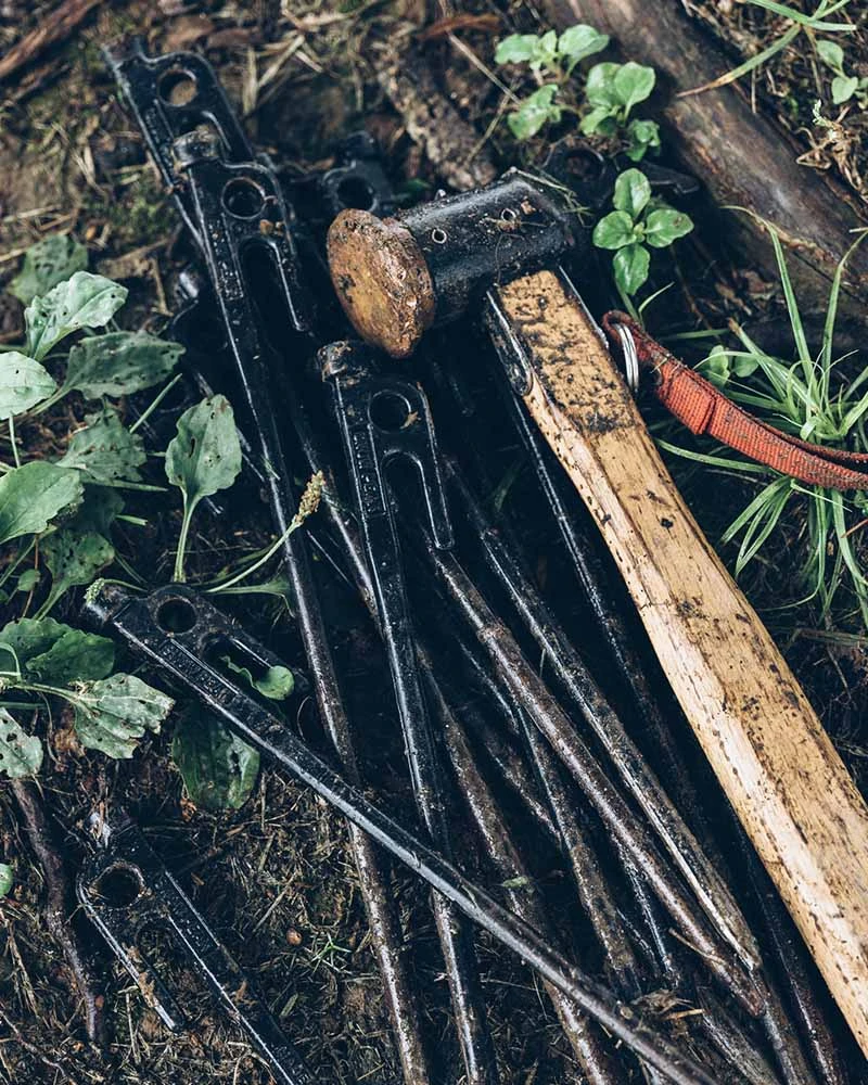 Snow Peak Solid Stake #30 Set 4 Snow Peak Solid Stake #30 Set - Image 2